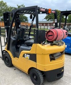 CATERPILLAR GP18N2 ForkLift
